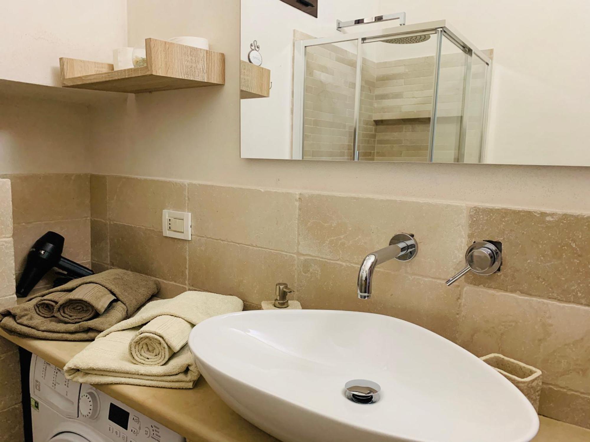 La Maison - Private Wellness ออสตูนี ภายนอก รูปภาพ