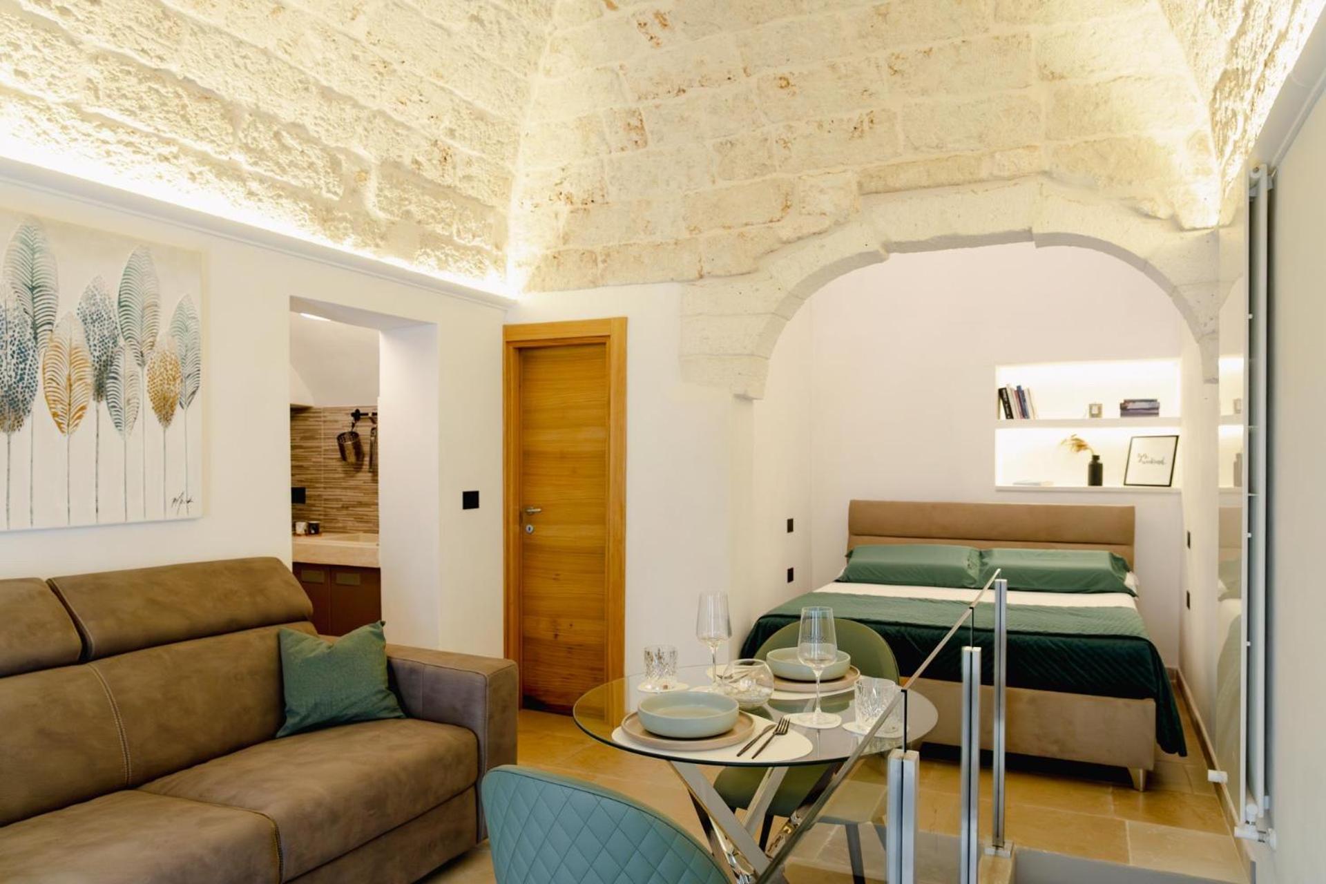 La Maison - Private Wellness ออสตูนี ภายนอก รูปภาพ