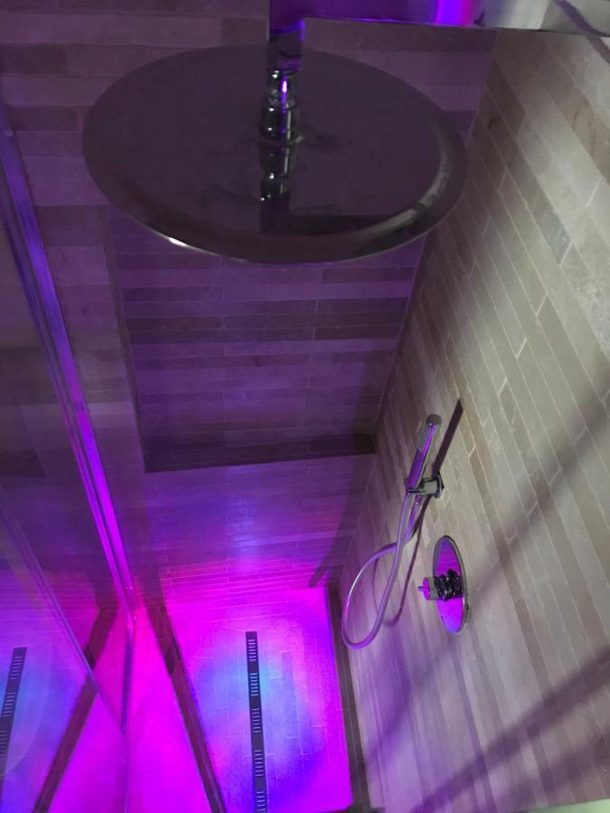 La Maison - Private Wellness ออสตูนี ภายนอก รูปภาพ